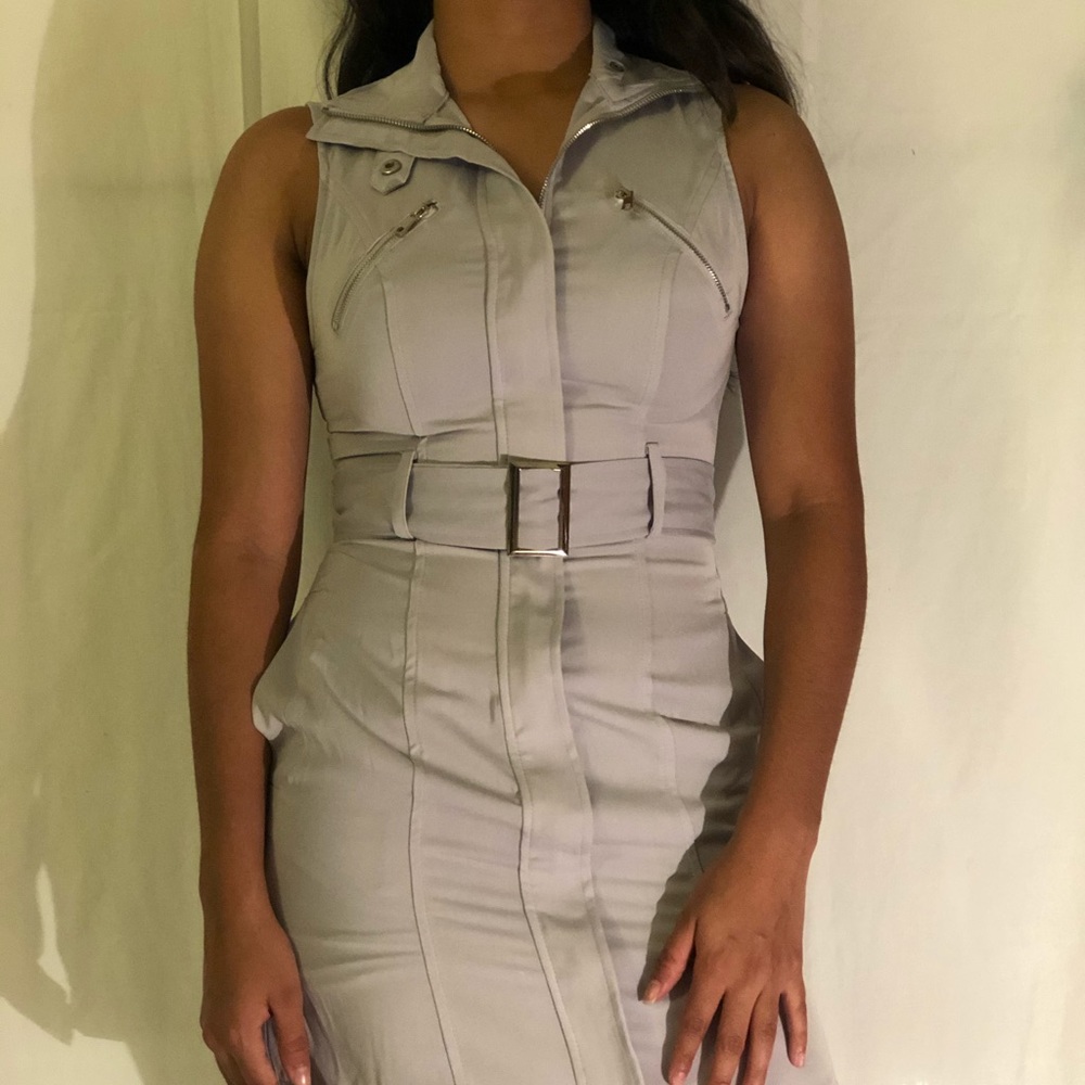 Grey Sleeveless Long Zipper Vest